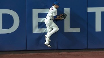 PHI@NYM: den Dekker makes a nice running grab in left