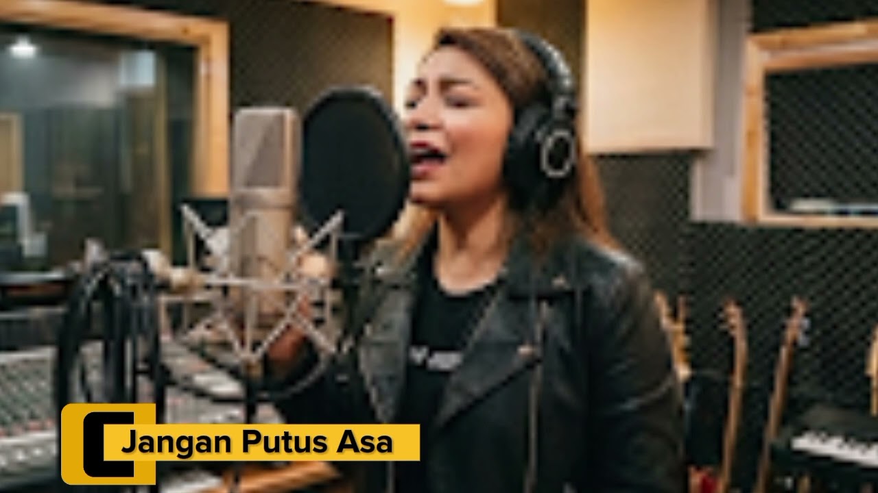 Best Of The Best Husein Bawafie            *Jangan Putus Asa* Farah Bachmed