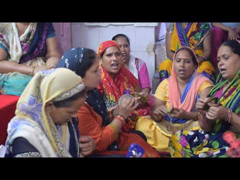 Mere Mandir Me No No Deviya hai lyrics mata bhajan hindi lyrics मेरे मंदिर में नो नो देविया है lyrics