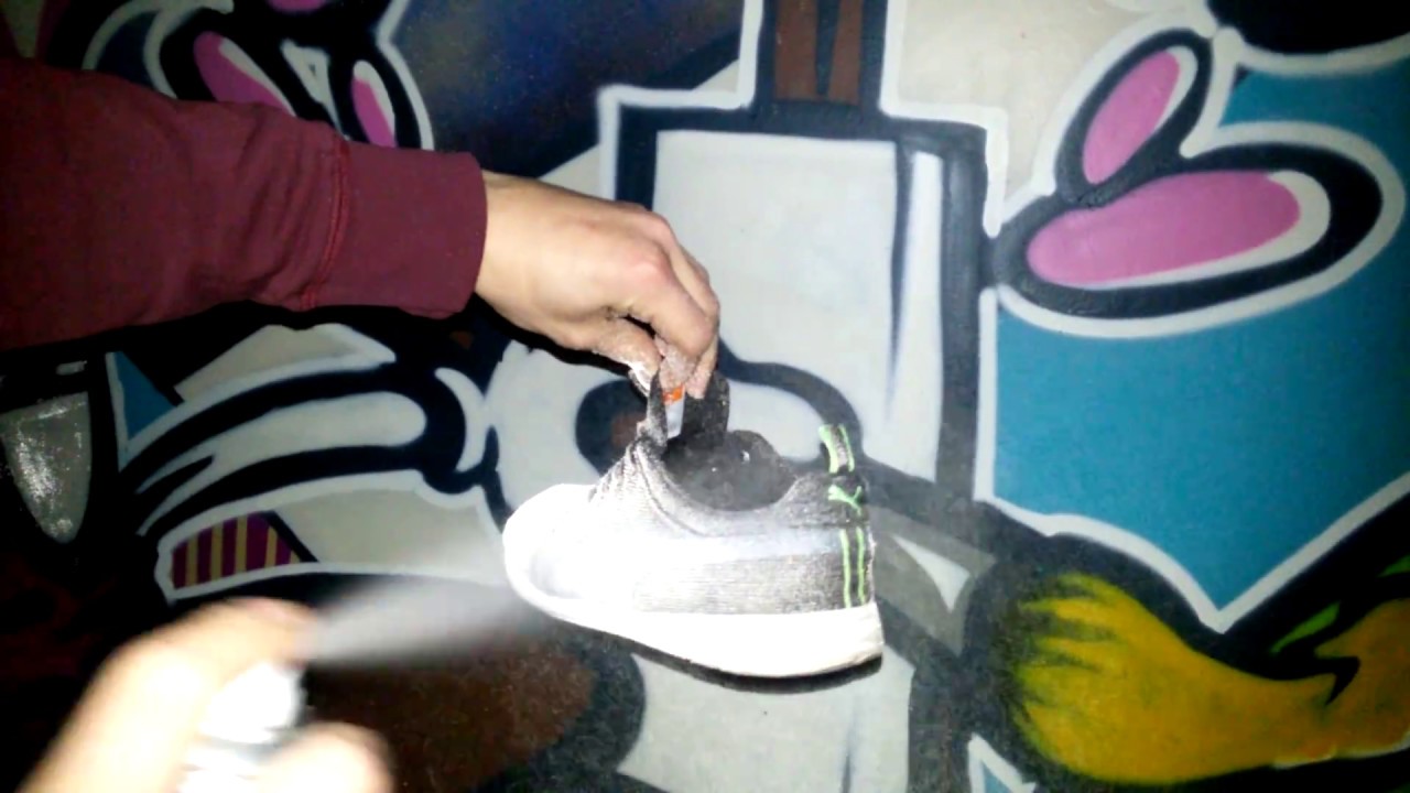 Светоотражающие кроссовки / Reflective sneakers