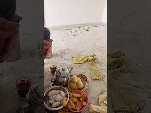 فطرنا ياخواتي الصبح بعد الشغل بساعه متابعه