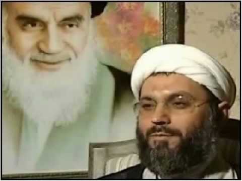 عبدالله دشتي القرأن الصامت والقرآن الناطق و الامام علي والقرآن متساوي