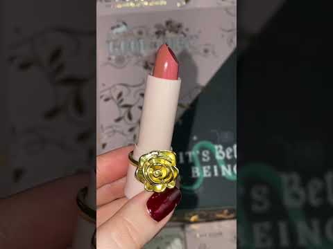 Unbox the Makeup Revolution school for good and evil collection with me 🖤💗
