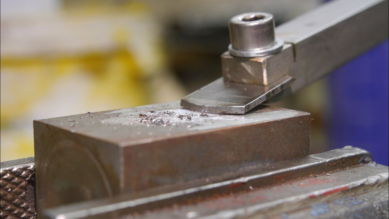 Making a metal surface scraper 