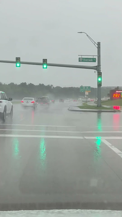 Rainy day 5/19 #dfw #driving #rain