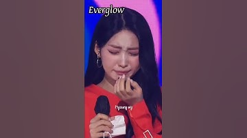 Thumbnail of Other kpop idols VS Aespa when They win the award🤣 #aespa #itzy #ive#everglow #kpop #shorts #ytshort