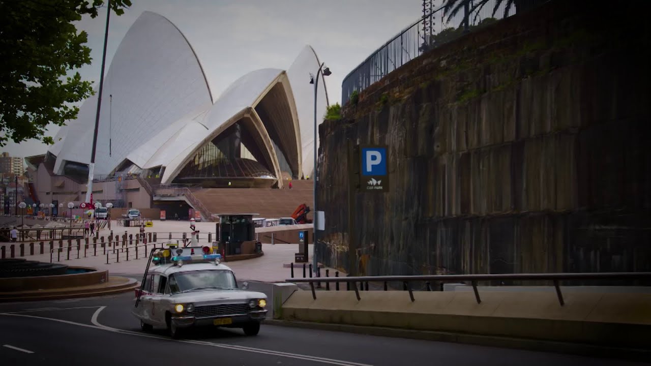 GHOSTBUSTERS: AFTERLIFE – The Ecto-1 Ghostbusting in Sydney