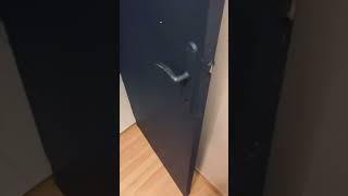 Kapıdan Çıkan Sese Bakın Bu Ses Gece Beni Korkuturmu Güldürürmü Bilmiyom Sjsjsjjsjsj