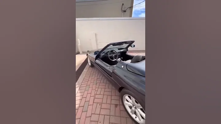 1989 BMW Z1 Vertically Sliding Doors #bmw #doors #supercars #classiccars #cars #fyp #viralvideo