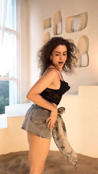 Aankh|masum masum dil se khela|ni main aake sunava teinumere sohneya|Sunidhi Chauhan|Sanya Malhotra|