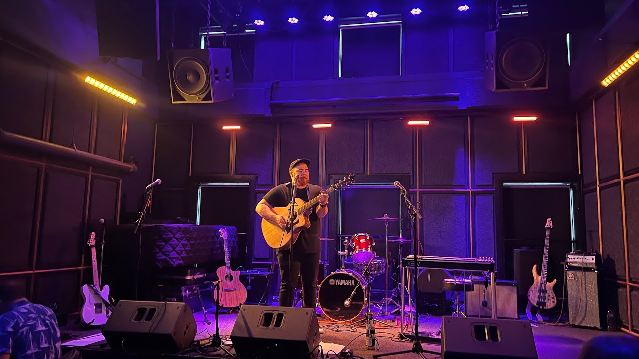 someone-like-you-david-corson-live-at-the-press-room-in-portsmouth-nh