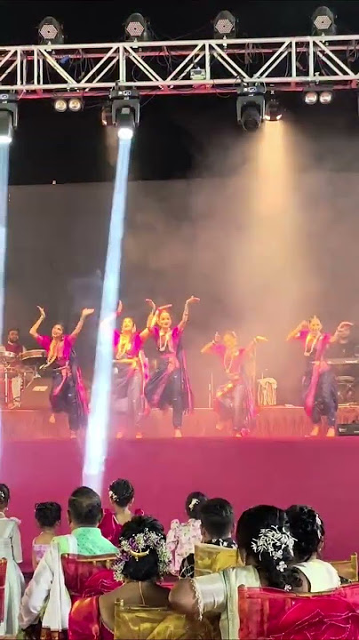 kach kach kanda kaptana #trending #dance #expression #viralgirl #marathimulgi #kastu Rockstar