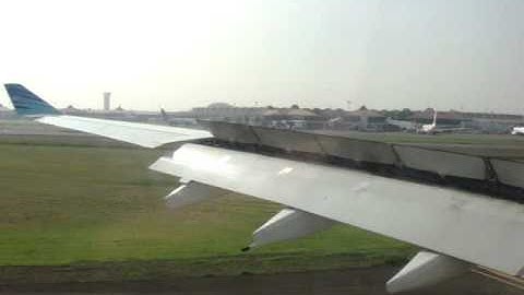 Garuda Indonesia Airbus A330-200 Landing @ Soekarno-Hatta International Airport