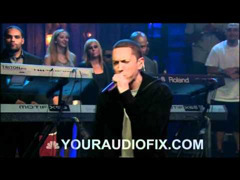 Eminem - Wont Back Down ft. The Roots Live Jimmy Fallon