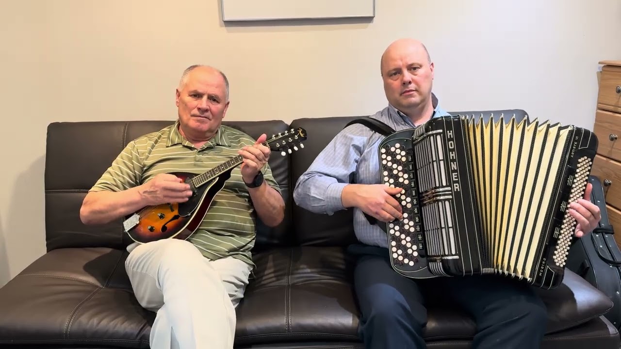 Дорога трудная порой тернистая.,