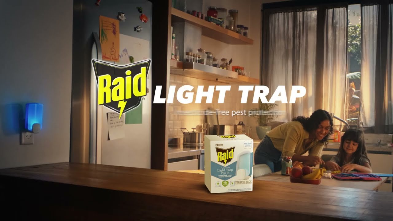 Raid Light Trap. Insecticide-Free Pest Protection