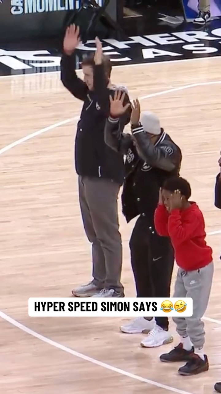 Bro didn’t know he was out at the end ?
