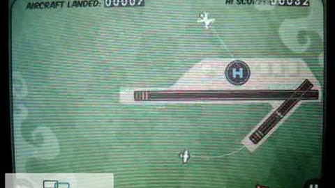Flight Control gameplay, for iPhone and iPod touch