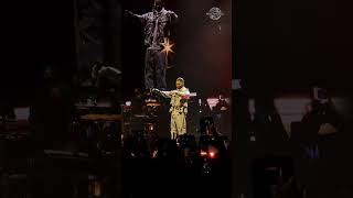 DAVE’S ENTRANCE IN TORONTO