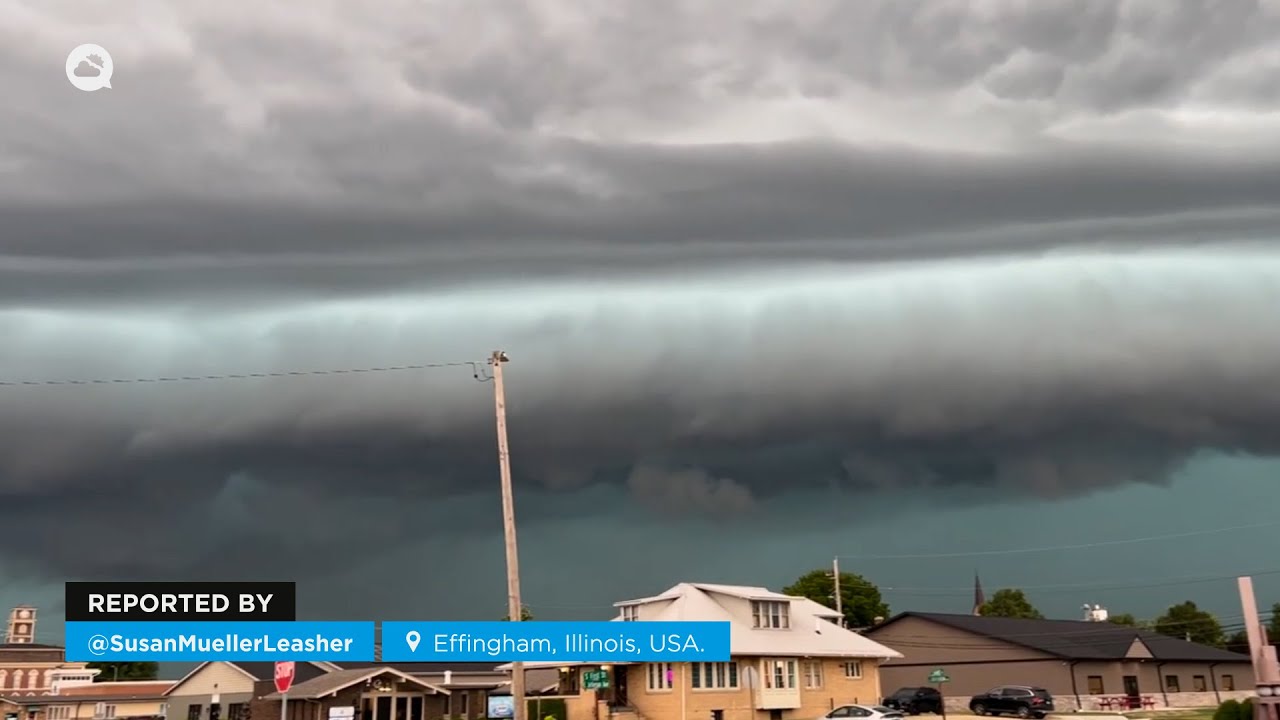 Impressive shelf cloud in Effingham, USA - YouTube