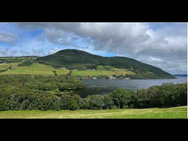 The hunt for Mokele-mbembe: Congo's Loch Ness Monster - BBC News