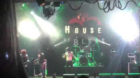 Falling In Reverse - Not Good Enough For Truth In Cliche ( LIVE AT THE HOUSE OF BLUES)