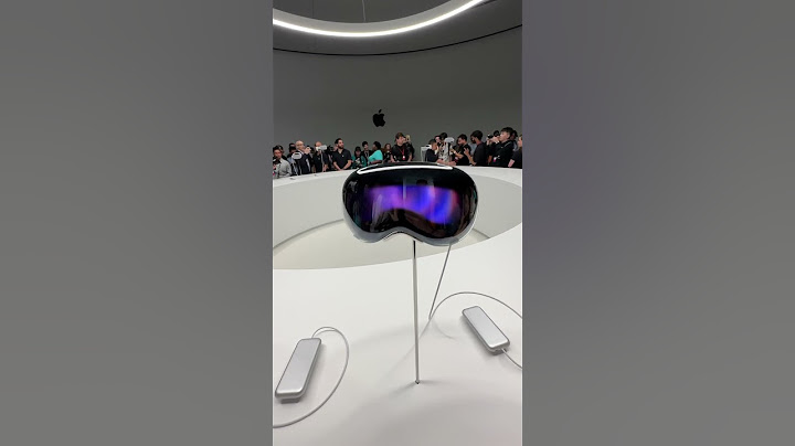 Apple Vision Pro - FIRST LOOK!