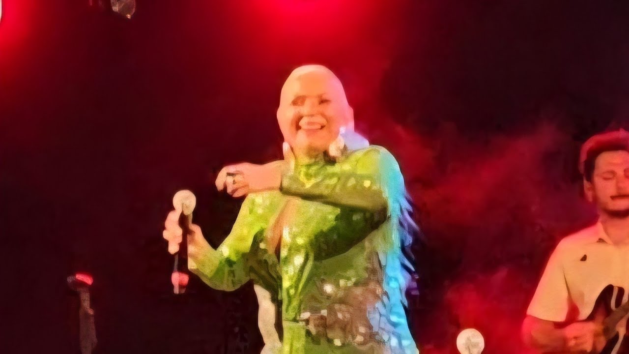 Fafá de Belém - VERMELHO AO VIVO - Maio 2025 - Cabo Verde