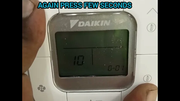 Daikin wired thermostat BRC2E61 to find  room, return air, liquid,gas temperature and  error code