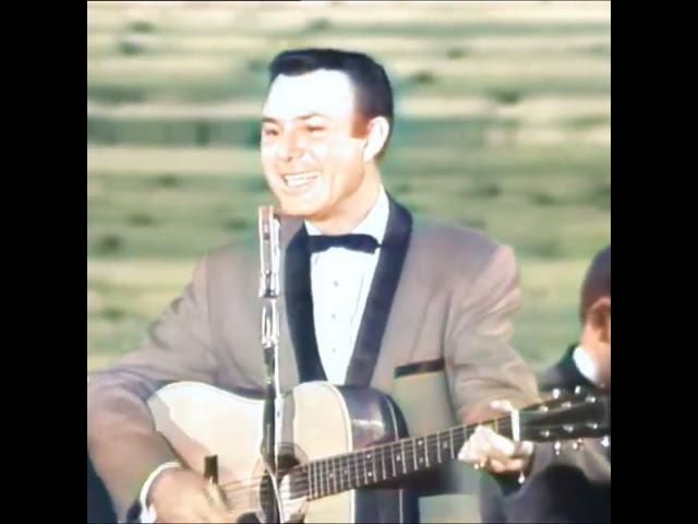 JIM REEVES live in Oslo, Norway 1964 class=