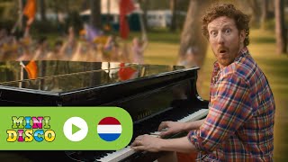 Download Lagu De Muzikant (Officiële Video) | Het Feest van Tante Rita 2 - De Chocobom | Minidisco MP3 Download Lagu De Muzikant (Officiële Video) | Het Feest van Tante Rita 2 - De Chocobom | Minidisco MP3