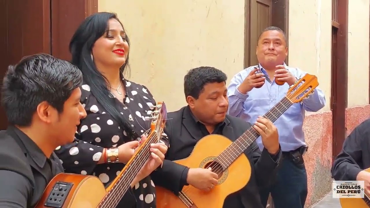 Vals La oración del labriego de Felipe Pinglo interpreta Francesca Vinatea y Criollos del Perú
