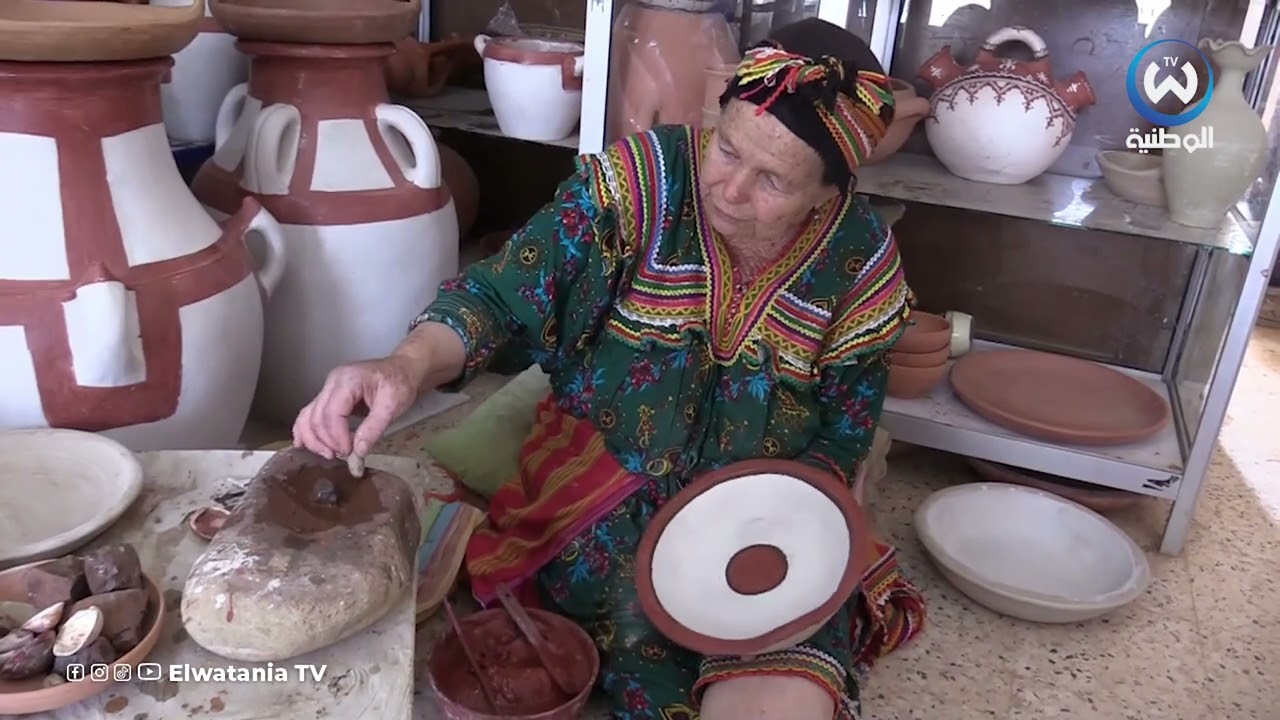 صناعة الفخار بتيزي وزو ارث حضاري ودليل ثقافي يأبى الاندثار