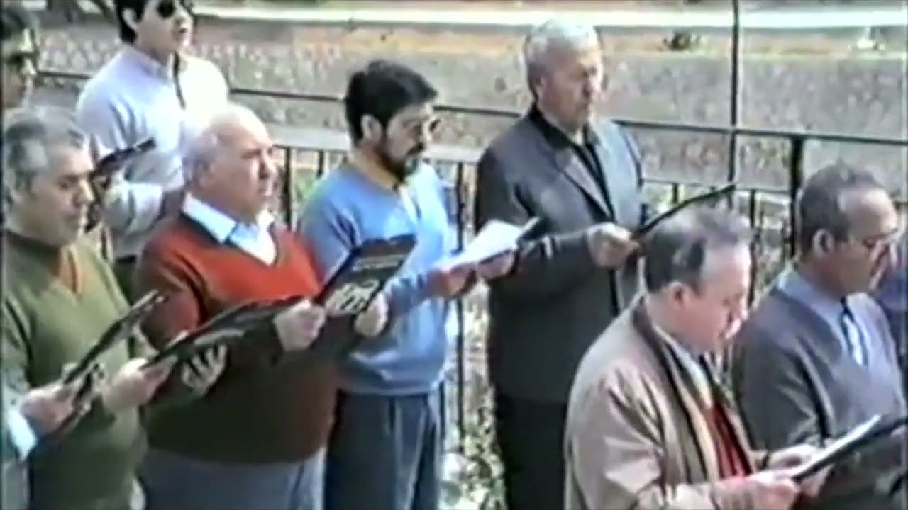 Ensayo Al Yacente 16 Abril 1987 .Coro Alfombras Imperial