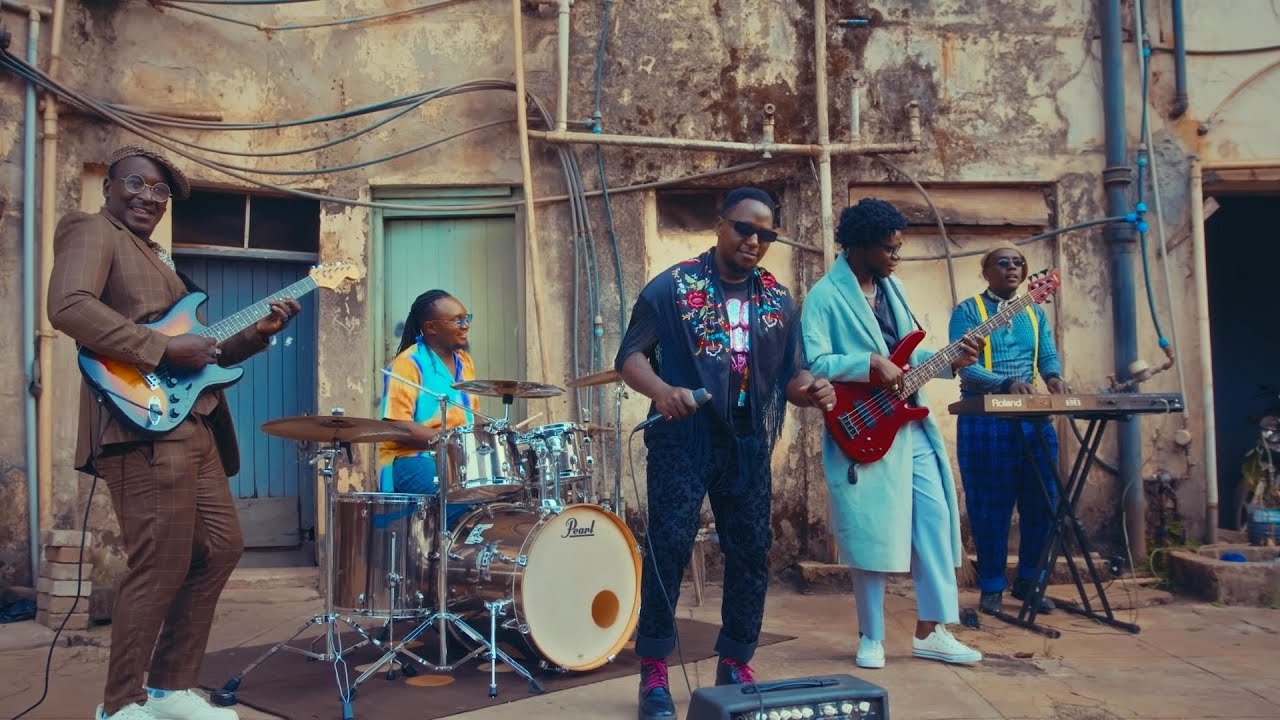 Abeeka Band   Danse Danse Official Music Video