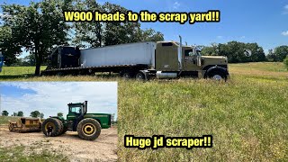 THE W900 GOES TO THE SCRAP YARD. WE RIPPED THE FARM UP WITH A GIGANTIC TRACTOR!!