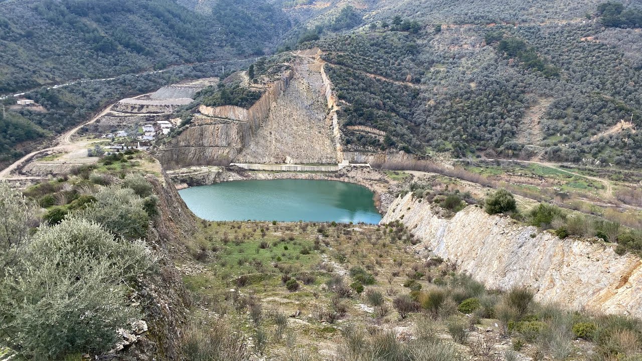 İzmir Bayındir Sarıyurt köyü Mini Belgesel   Halkı hayvanlari seviyor Ve çok misafirperver 03 02-22