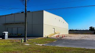 FOR SUBLEASE - 20 000 SF Industrial Warehouse 1 7 acres of outside