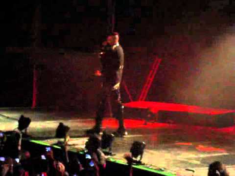 Miss Construction - Kunstprodukt [Live Vive Cuervo Salon Mexico City] 12/05/2012