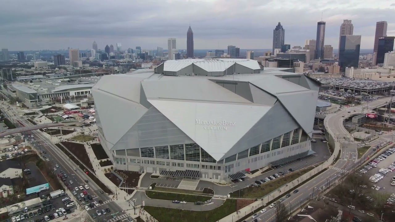 Top 10 Extravagant Football Stadiums