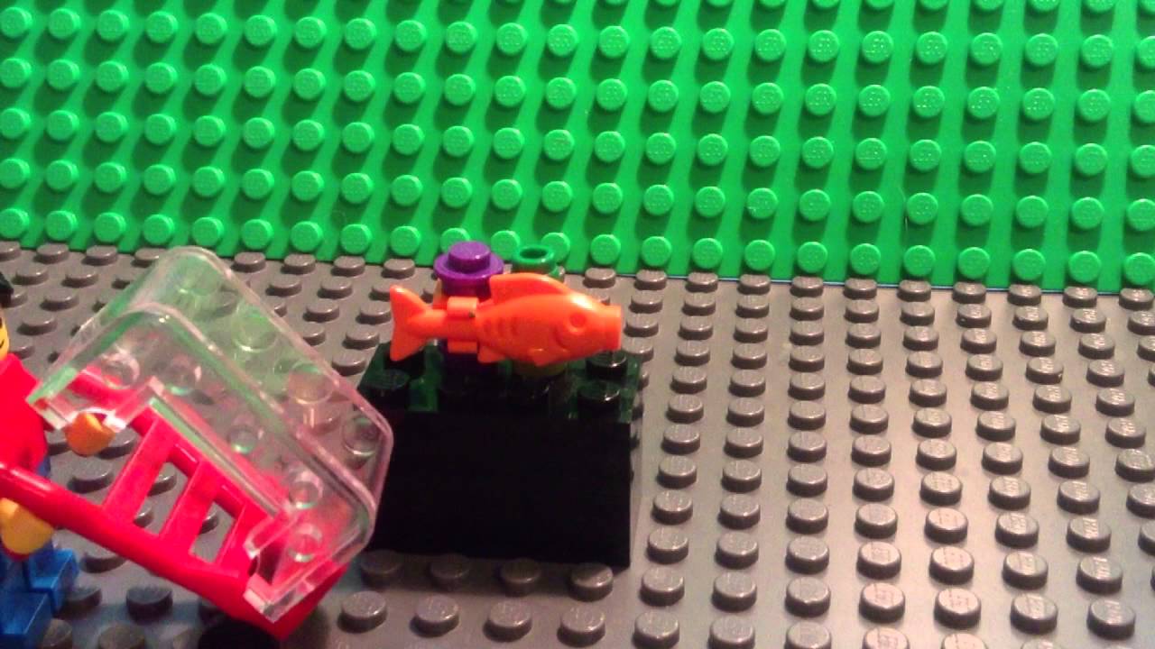 LEGO Building a Fish Tank (Tutorial/BrickFilm) - YouTube