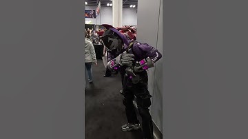 Does anyone else hear the theme song from ITSV?