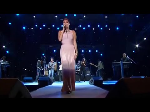 Ceca - Dobro sam prosla - (LIVE) - (Kragujevac) - (TvPink 2013)