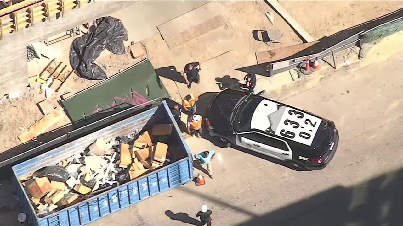 Watch Live: Police are in Pursuit of a Driver in the Downtown LA Area ...