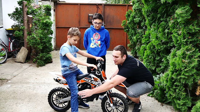 Motorok Videok