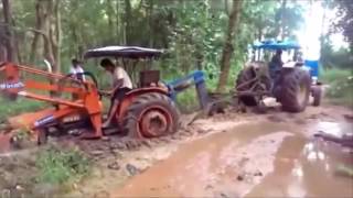 #Amazing amazing tractor accident, extreme tractor stuck in deep mud, big track john deere stuck in
