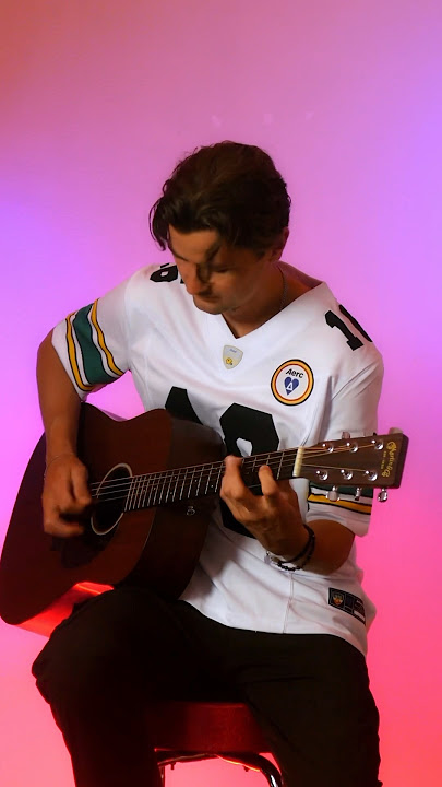 Canon Rock - Acoustic vs Electric Guitar