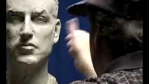 Portrait Sculpture Demonstration in clay by Daniel...