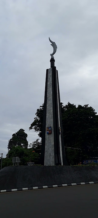 TUGU KUJANG BOGOR Penuh Pesona di Pagi Hari