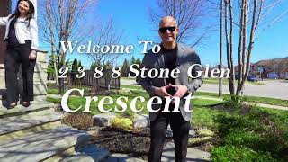 Tour This Beautiful Oakville Property | 4 Bed Home Near Lake Ontario